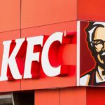 KFC произвела упаковочную бумагу со вкусом курицы и клюквенного соуса KFC